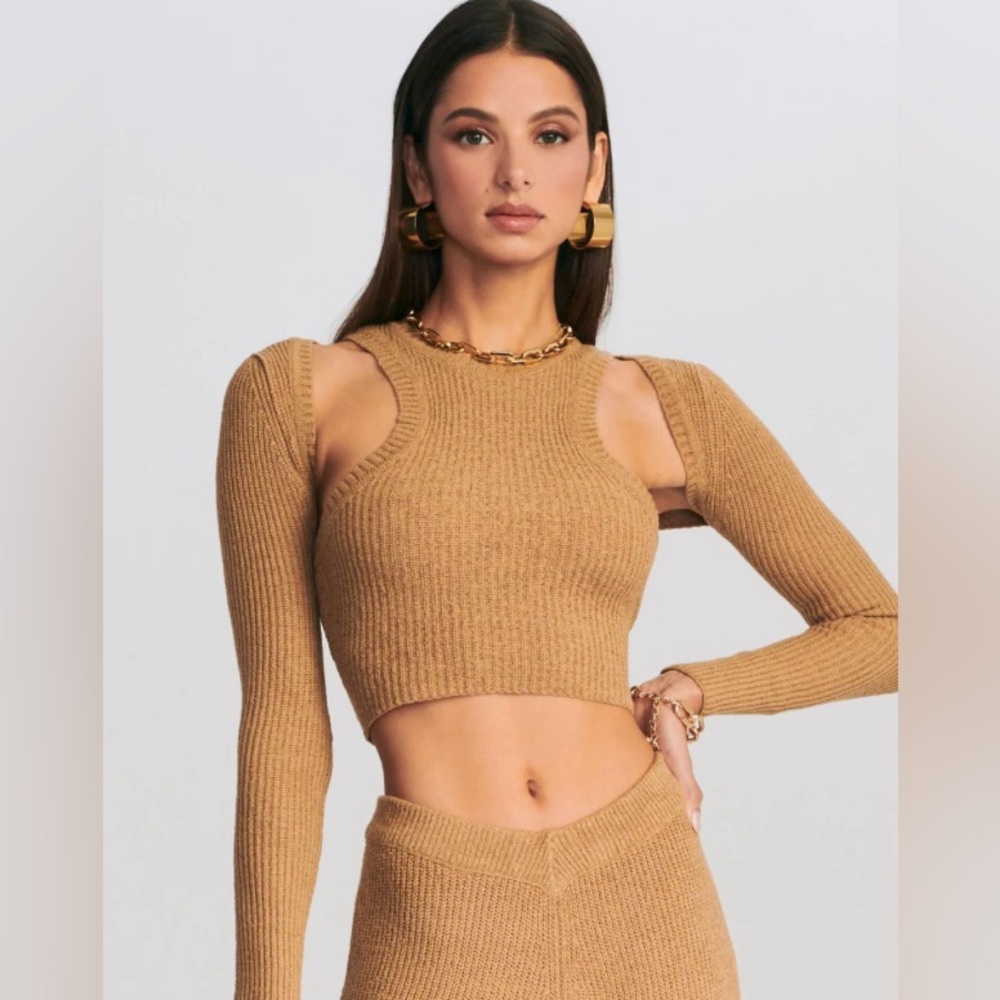 SER.O.YA Camel Cutout Rib Knit Crop Top